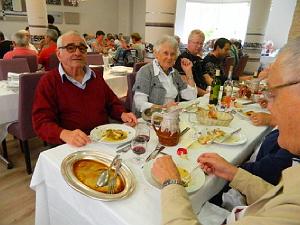 AOBR 2015 08 12 AU 16 LOURDES 1 REPAS A L HOTEL (15)